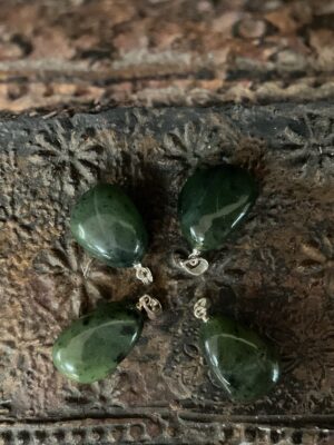 Nefriet (Jade) hanger