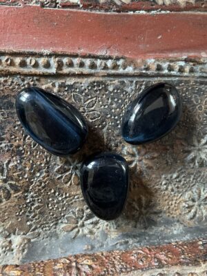 Valkenoog of Blauwe Tijgeroog hanger doorboord